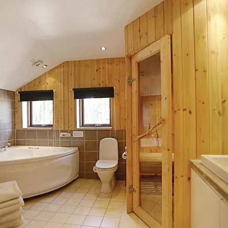 度假居 3 Bedroom Stunning In Aakirkeby